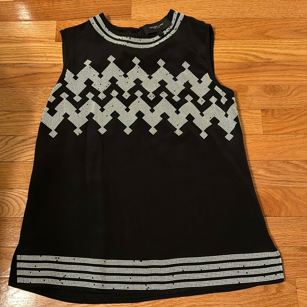 Derek Lam black and white beaded sleeveless shirt size 4 made in Italy